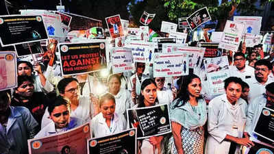 Kolkata doctors - strike called off, Protest to continue. Here are their 5 demands 