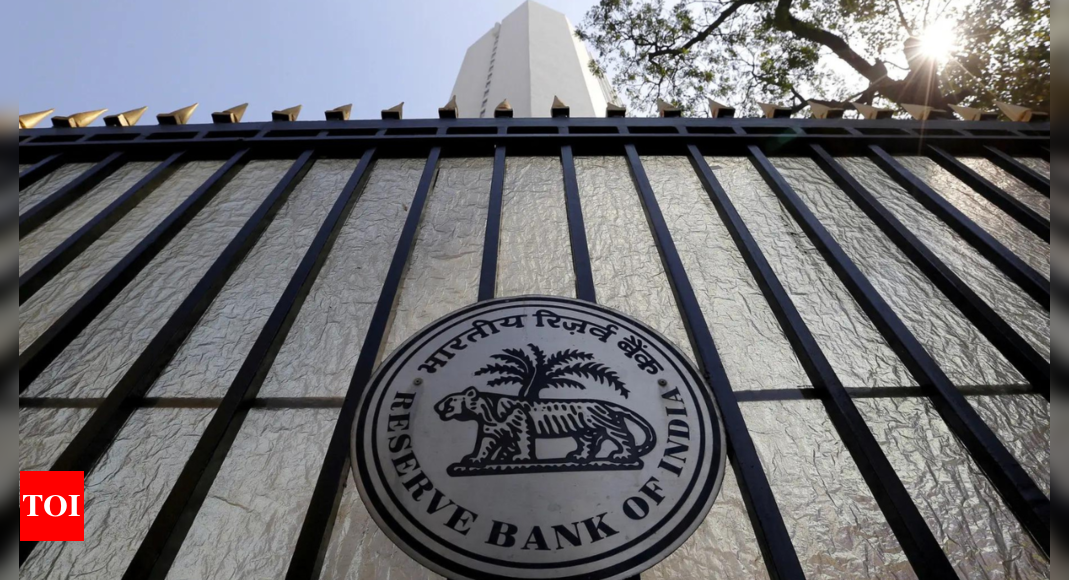 RBI lifts gold loan curbs on IIFL Finance