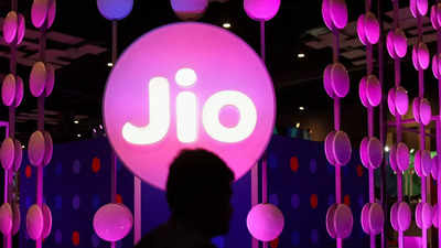 Get Jio Rs 3,599 prepaid recharge plan for free; know how to claim the offer for this annual plan