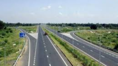 Ludhiana DC reviews National highway projects, directs officials for speedy execution