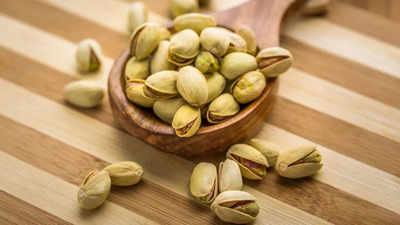 Why pistachios are considered to be a good source of plant-based protein