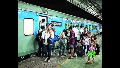 Shatabdi, Vande Bharat to depart late for 2 days