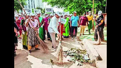 ‘Jog & pick up litter’ to make city garbage-free