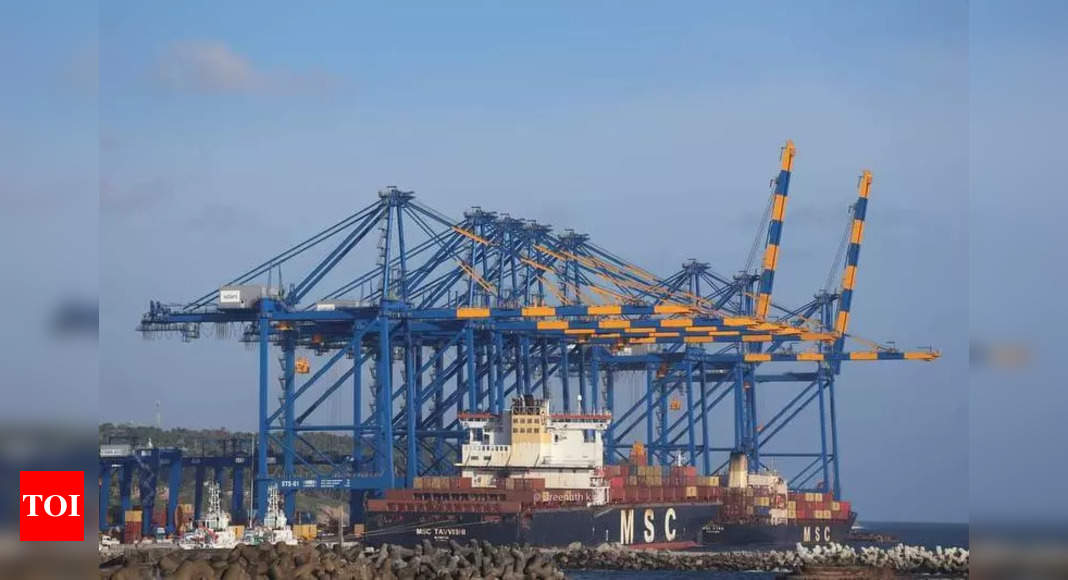 Vizhinjam: Record Arrival of Six Container Ships at Vizhinjam International Seaport | Thiruvananthapuram News