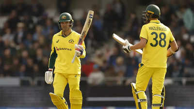  Alex Carey sparks recovery as Australia thrash England by 68 runs