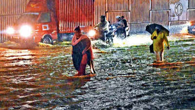 Heavy rains & gusty winds lash Hyderabad, IMD issues yellow alert in Telangana