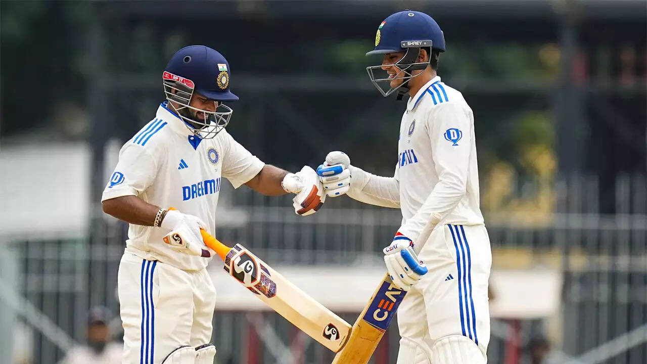 How playful Rishabh Pant forced Shubman Gill to say, 'Bro, calm down' |  Cricket News - Times of India