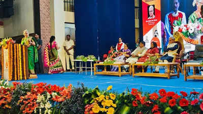 Women should don leadership role, says Sudha Murthy at All India Women Academicians Conference