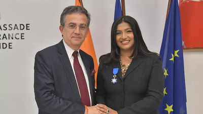 Karishma Swali awarded Chevalier de l’Ordre national du Mérite for cultural contributions