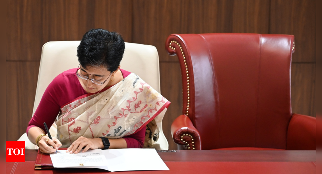 Atishi Takes Charge as Delhi CM, Empty Chair Honors Kejriwal