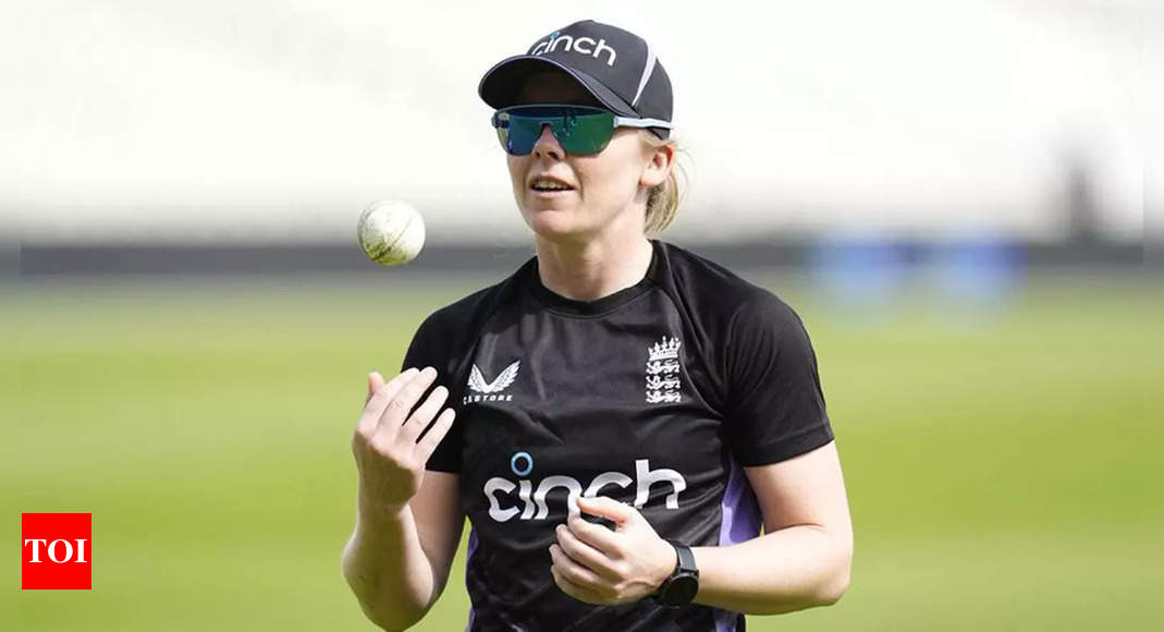 England women’s cricket team captain Heather Knight reprimanded over ‘blackface’ photo | Cricket News – Times of India