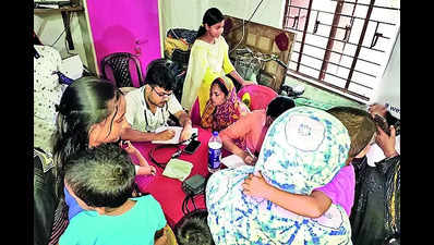 Junior docs hold Abhaya camps in flood-hit villages