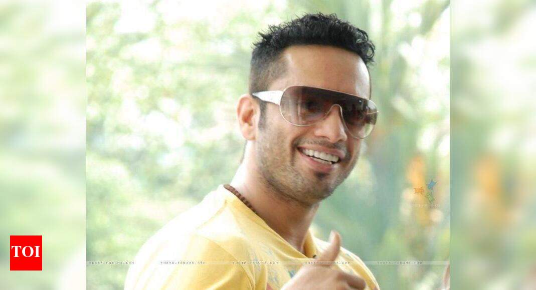 Sky got his jadu ki jhappi - Times of India
