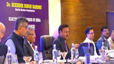 ECI delegation meets government officials to review poll preparedness in Jharkhand