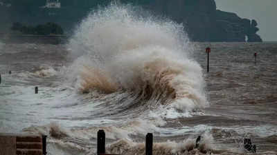 Tsunami waves hit Japan's remote islands following offshore quake