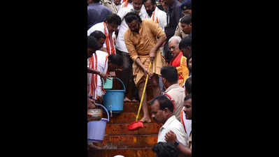 Pawan takes part in ‘Alaya Shudhi’ ritual at Kanaka Durga temple