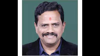 Rise in bogus names on Thane voters’ list: UBT ex-MP