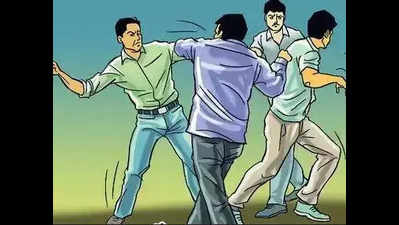 Seven injured as youth groups clash in Choutuppal road rage