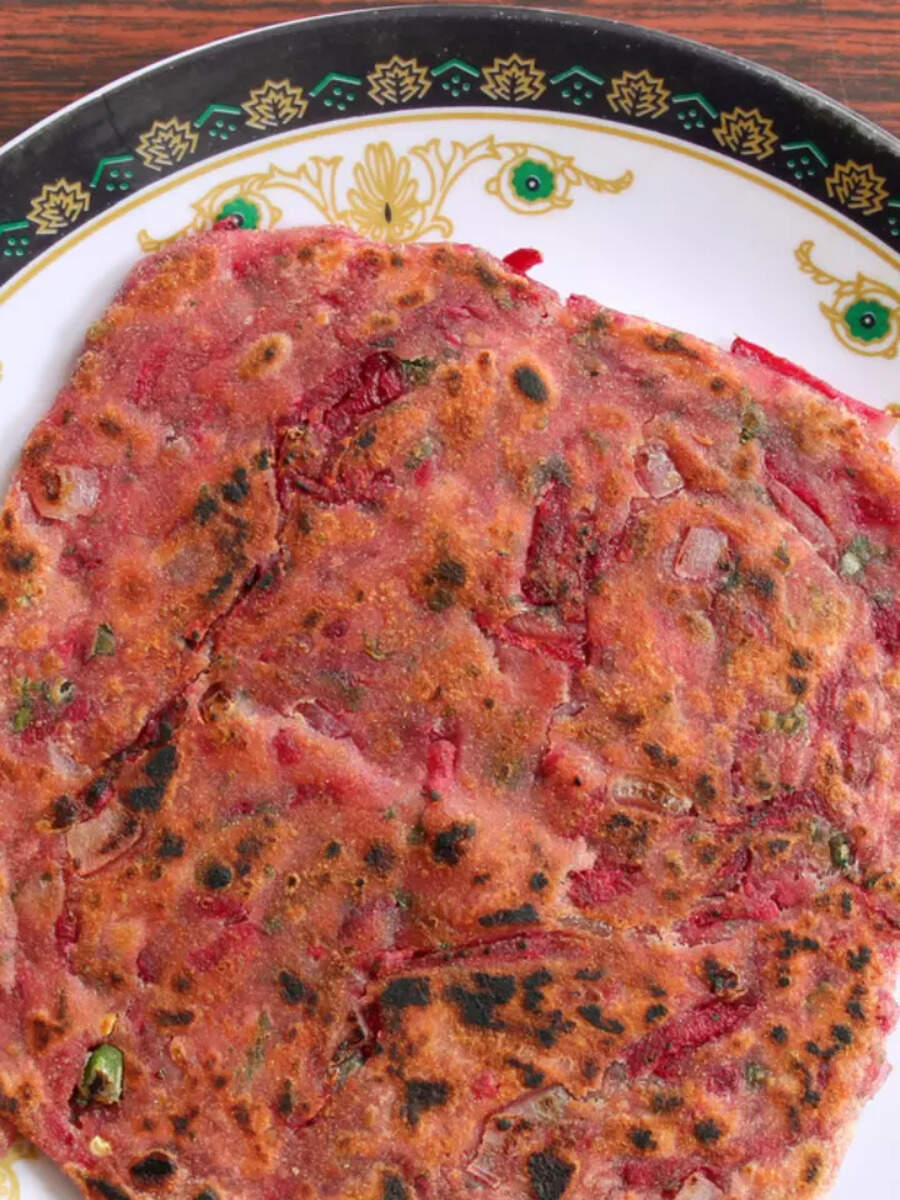 How to make Paneer stuffed Beetroot Paratha | Times of India