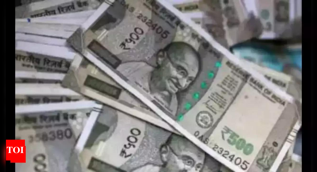 India Raises Minimum Wage for Workers Across Sectors