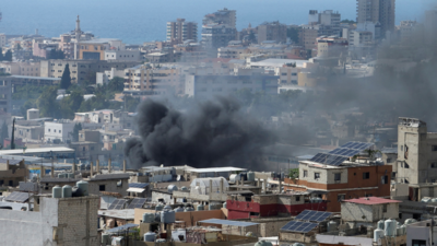 Ataques israelenses matam 600 e deslocam 90 mil enquanto civis libaneses fogem em desespero