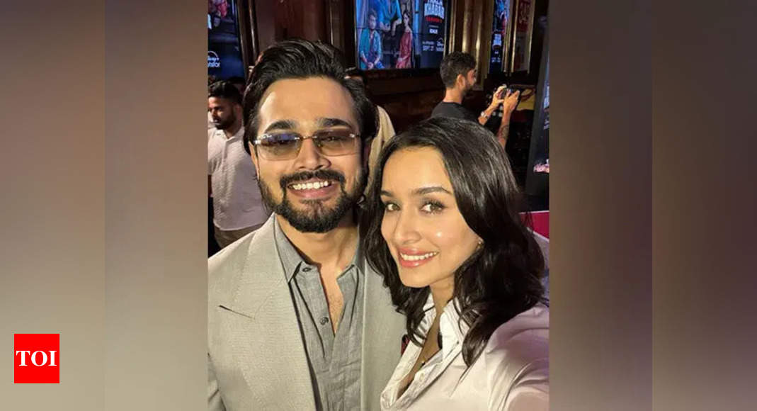 Shraddha Kapoor Supports Bhuvan Bam at Taaza Khabar 2 Premiere