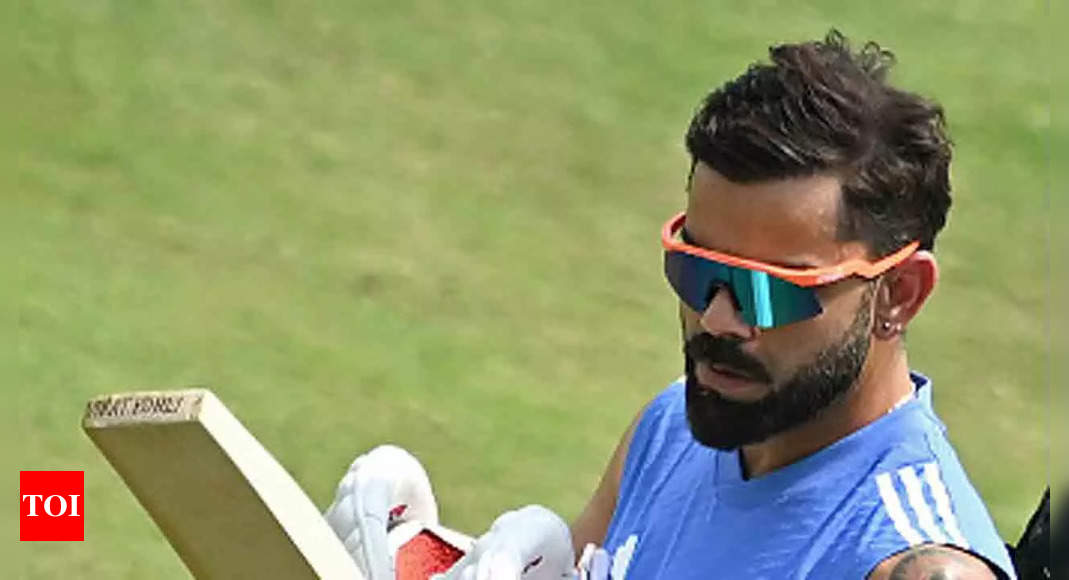 Watch: Green Park ground staff touches Virat Kohli’s feet | Cricket News – Times of India