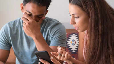 How to know if your partner is cheating on you