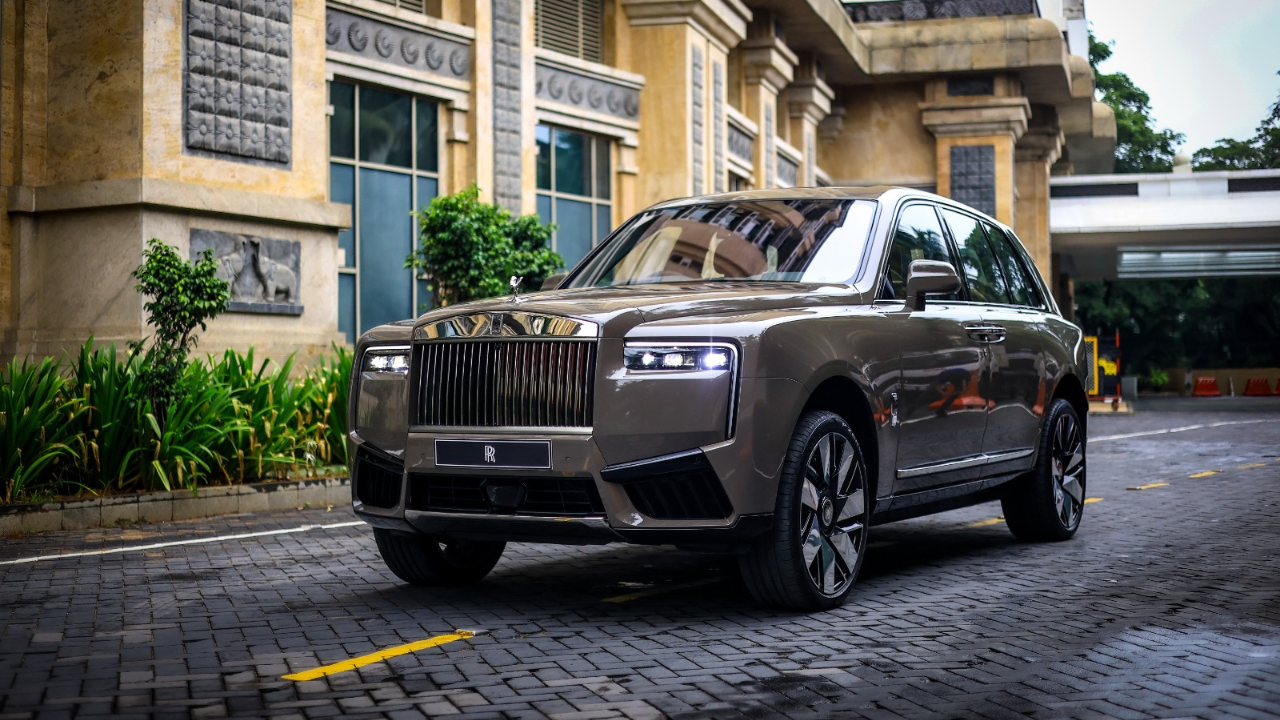 Rolls-Royce Cullinan Series II now in India at Rs 10.5 Cr: Why so  expensive! - The Times of India
