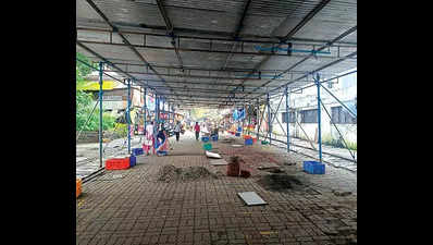 Temporary shed for city fish sellers