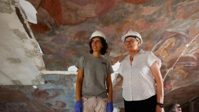 Spanish mother and daughter team up to restore church frescoes using bacteria