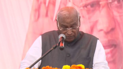 Dizziness on J&K dais halts Kharge speech, says won't die before ousting Modi