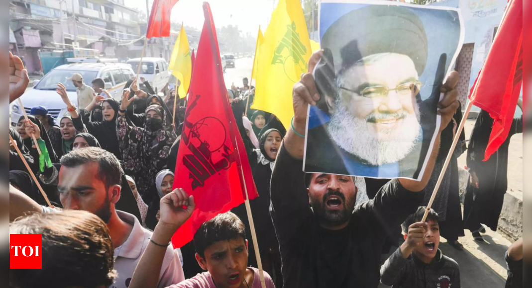 Protes di Kashmir atas pembunuhan Nasrallah Berita India