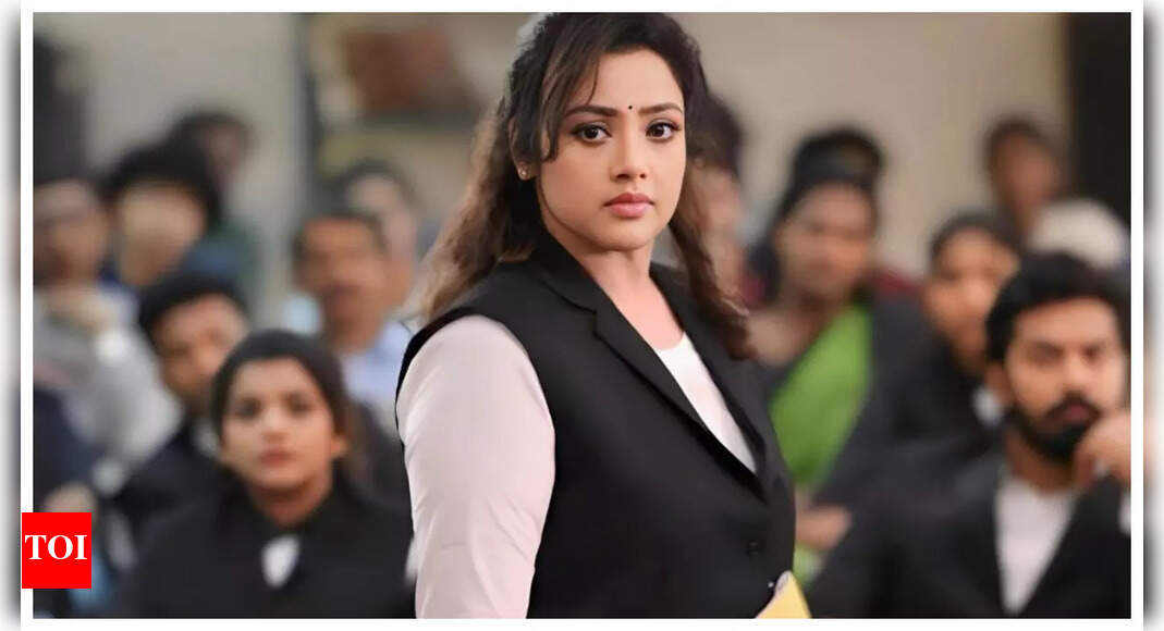 ‘Aanandhapuram Diaries’ OTT release When and where to watch Meena’s