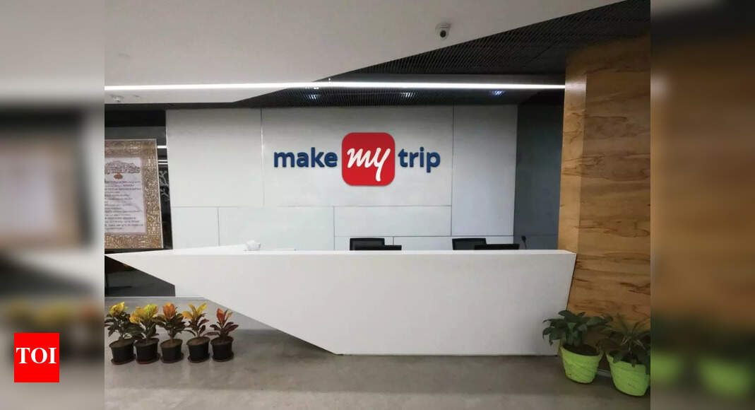 MakeMyTrip partners with 10 airlines, offers up to 20% discount on business class fares