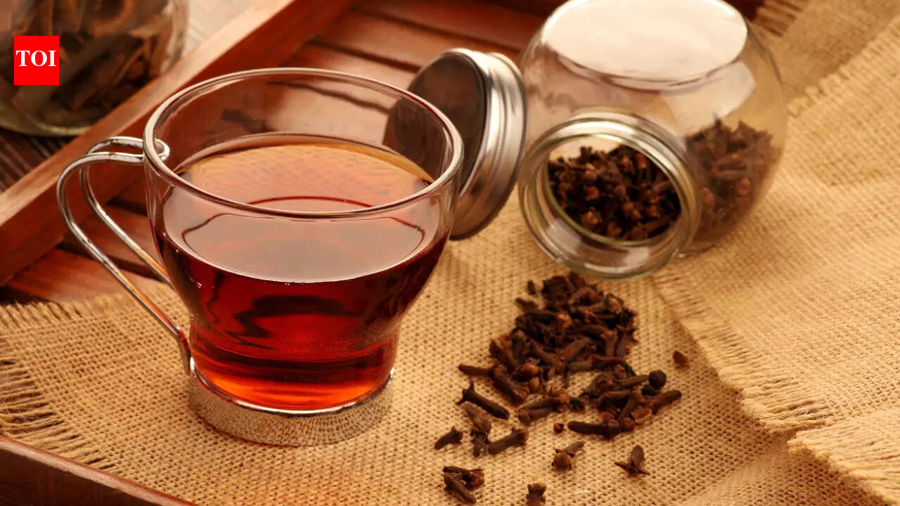 Chia Seed Clove Tea: This Chia Seed Clove tea is ideal for weight loss ...