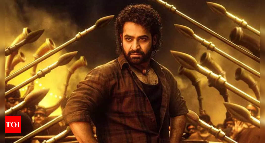 Devara (Hindi) box office collection day 4: Jr NTR’s film faces a sharp drop on Monday, to earn Rs 4 crore | Hindi Movie News