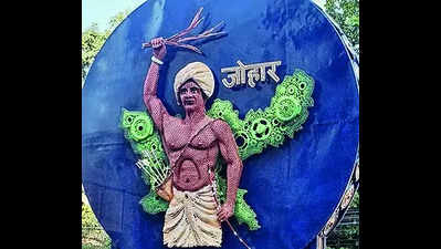 Ranchi gets 15-ft Birsa sculpture constructed with waste items