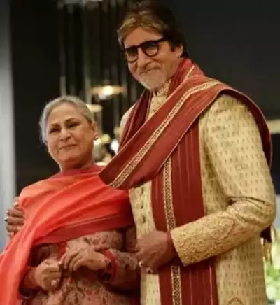 Amitabh Bachchan talks about giving his wife Jaya jewellery: 'Ha hum dete hai'