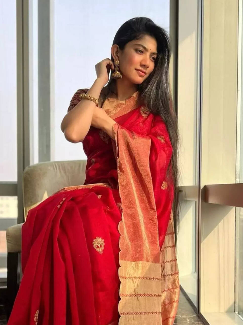 Sai Pallavi Shows How to Get a Natural Glow in Ethnic Wear | Times of India