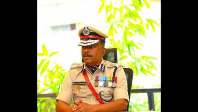 ADGP M R Ajith Kumar's Controversial Meeting with RSS Leader in Wayanad ...