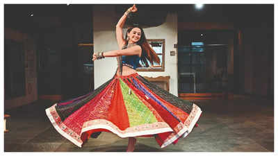 I love everything about Navratri: Helly Shah