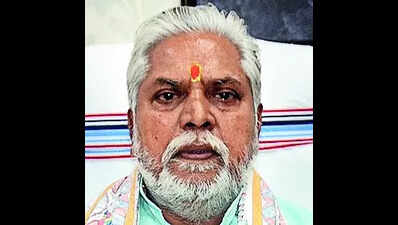 Min reviews development schemes for tribals dwelling in vicinity of forests