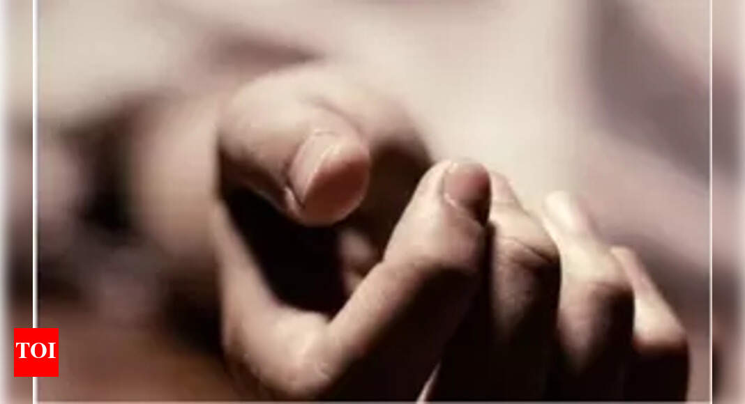 Engineering student jumps in front of bus and dies after GF's death ...