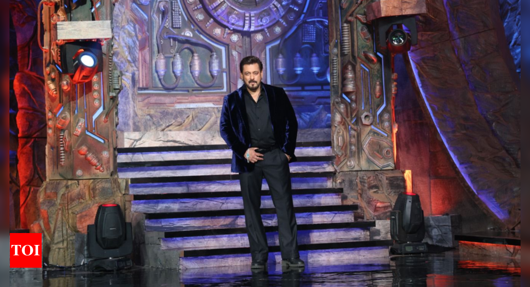 Bigg Boss 18 Launch LIVE Updates Salman Khan makes a smashing entry