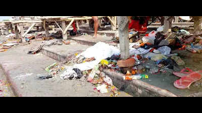 Garbage strewn at Shringverpur Dham ghat posing health risks