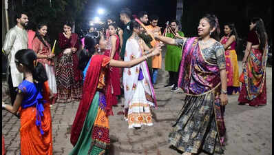 Navratri nights get younger as Garba shows barrel towards a crescendo