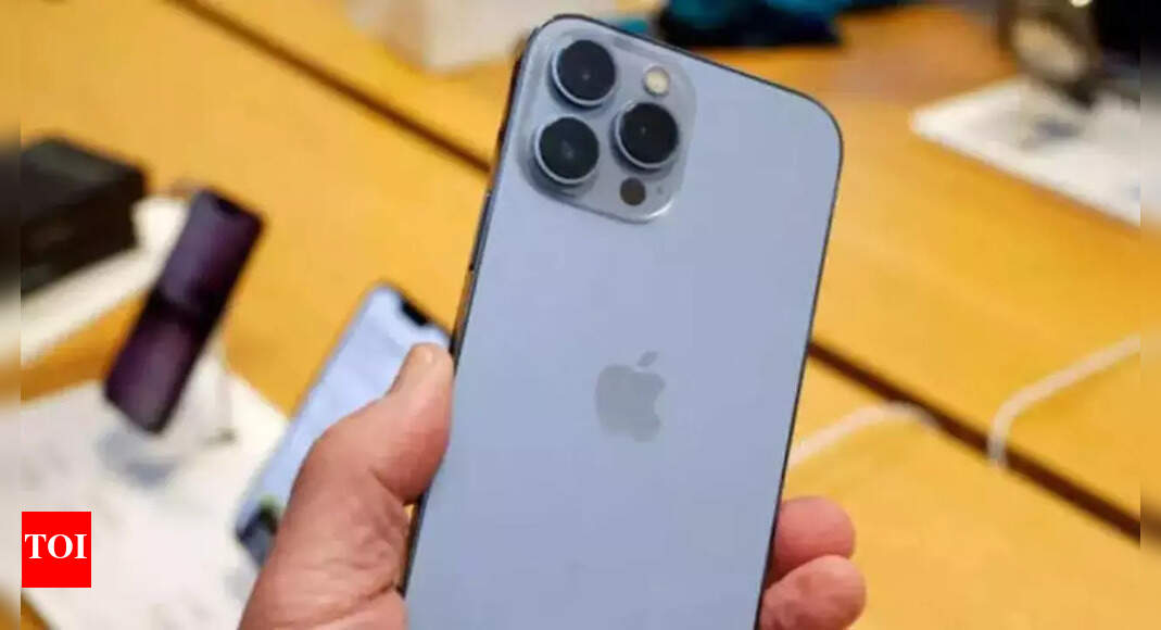 The average primary camera resolution of smartphones has reached its ...