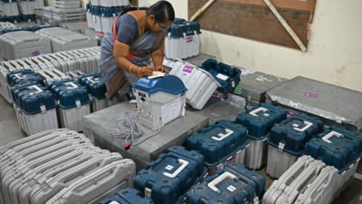 Jagadhri Assembly Election Result 2024: Congress's Akram Khan leads with over 8,000 votes against BJP's Kanwar Pal
