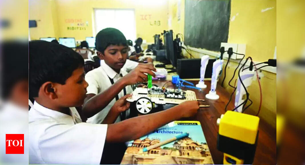 State provides school students with robotics kits made in-house | Goa ...